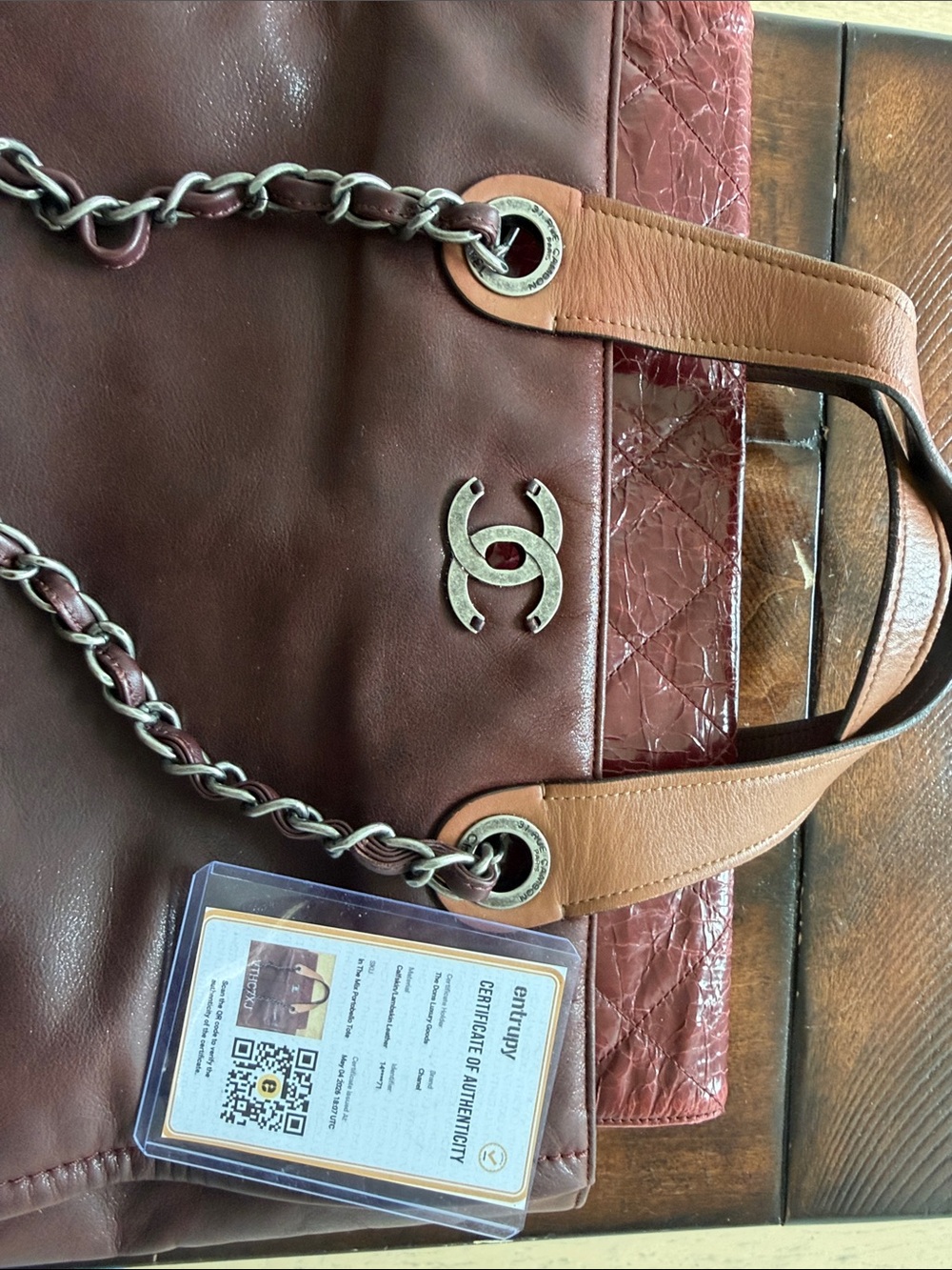CHANEL Brown soft and crumbled calfskin portobello bag. Very good - Picture 9 of 16